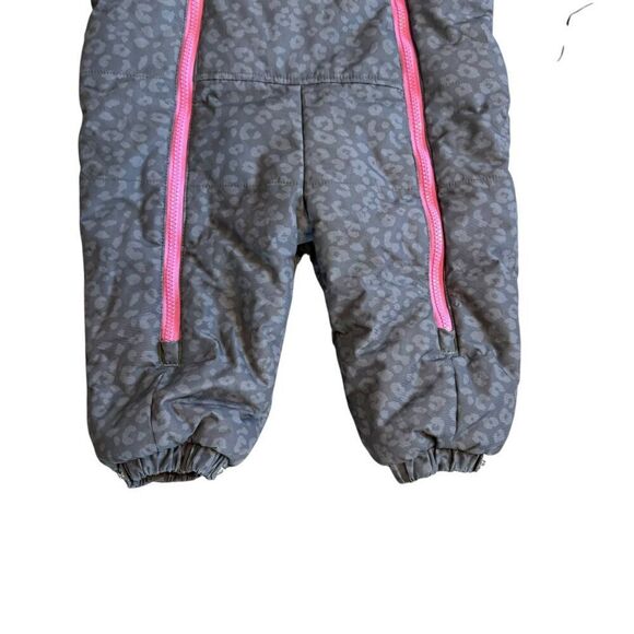OshKosh b'Gosh Snow Suit 18 Months Girl Gray Leopard Pink Faux Fur Collar Warm - Picture 2 of 10